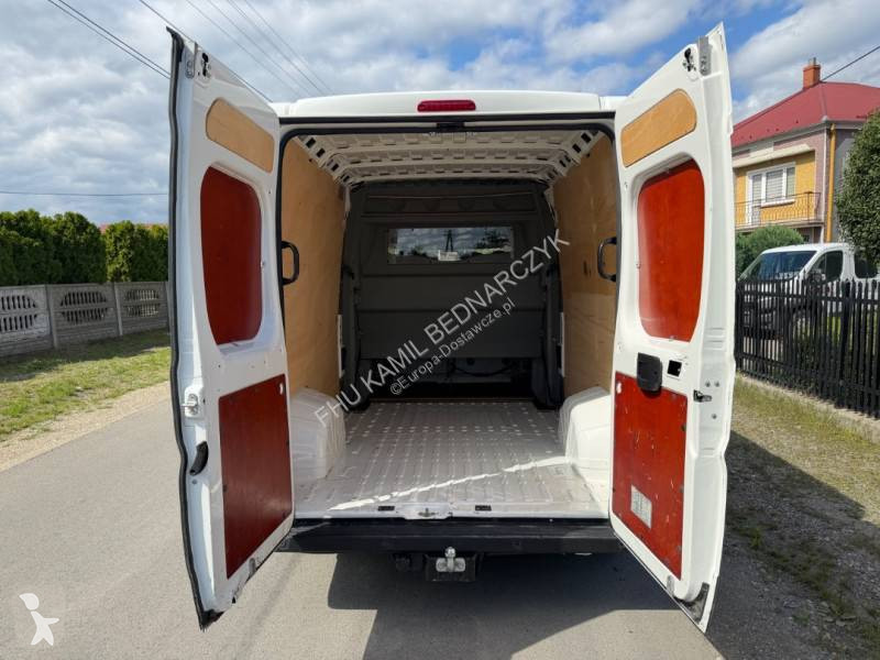 Véhicule utilitaire Citroën L3H2 130