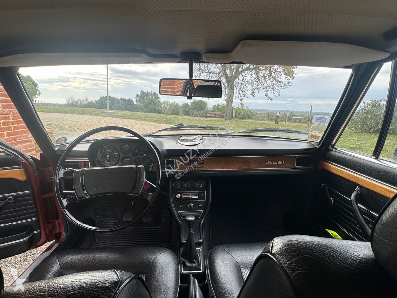 Véhicule utilitaire Audi S COUPE S