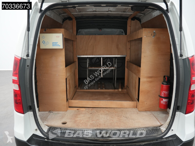 Véhicule utilitaire Hyundai H300 136PK L2H1...