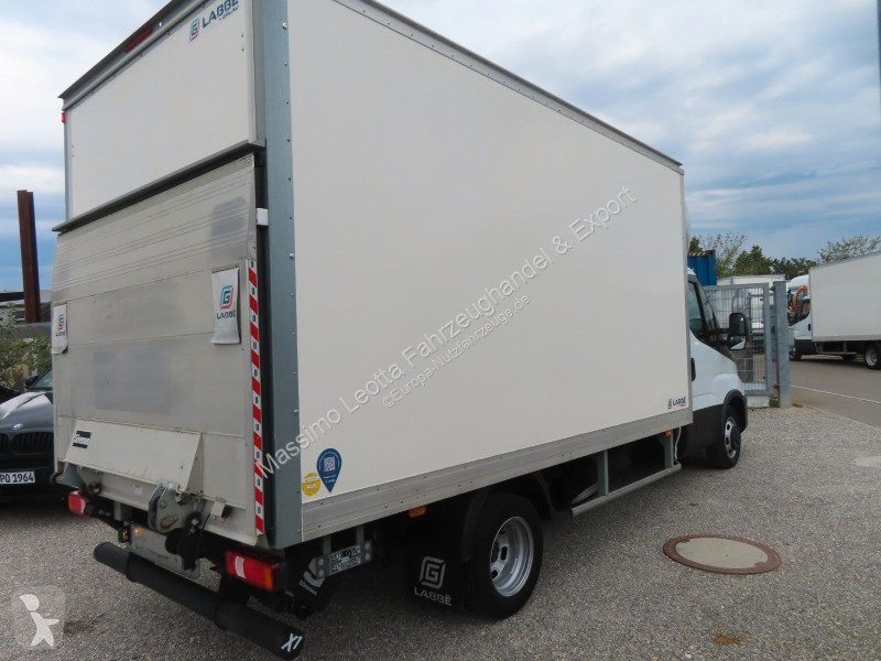 Užitkové vozidlo Iveco 35C16  3,0  Möbelkoffer...