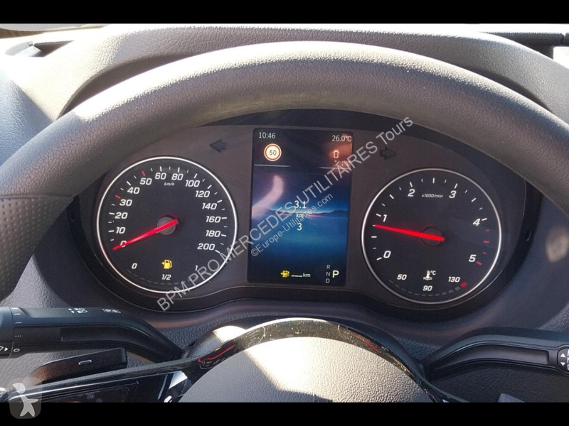 Véhicule utilitaire Mercedes 319 CDI