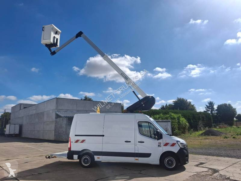 Véhicule utilitaire Renault 2.3 DCI 145
