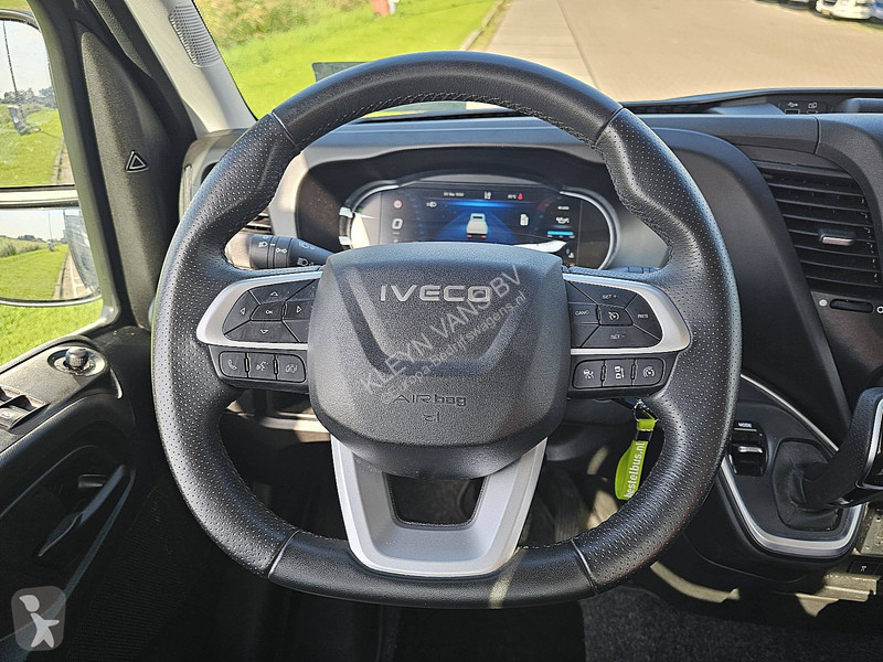 Véhicule utilitaire Iveco 50C18 N2 3.0Ltr NAP...