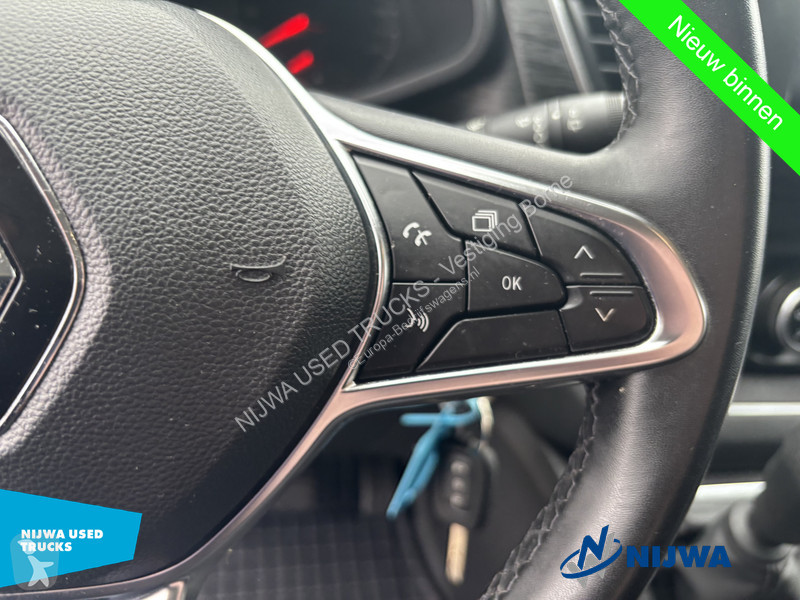 Veicolo commerciale Renault 150 L2H1 DC + Trekhaak