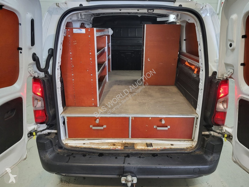 Véhicule utilitaire Opel 1.5D L2H1 Edition