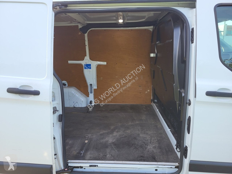Veicolo commerciale Ford 300 2.0 TDCI L1H1...