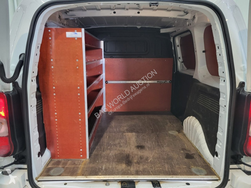 Véhicule utilitaire Opel 1.6D L1H1 Edition