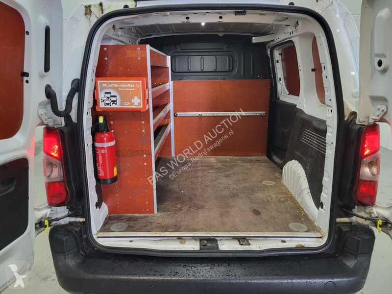 Véhicule utilitaire Opel 1.5D L1H1 Edition