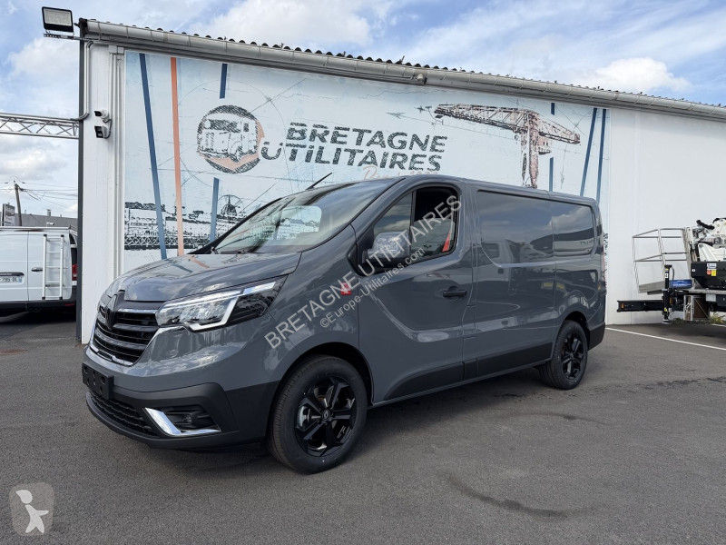 Furgoneta Renault TRAFIC III FG L1H1 3T 2.0...