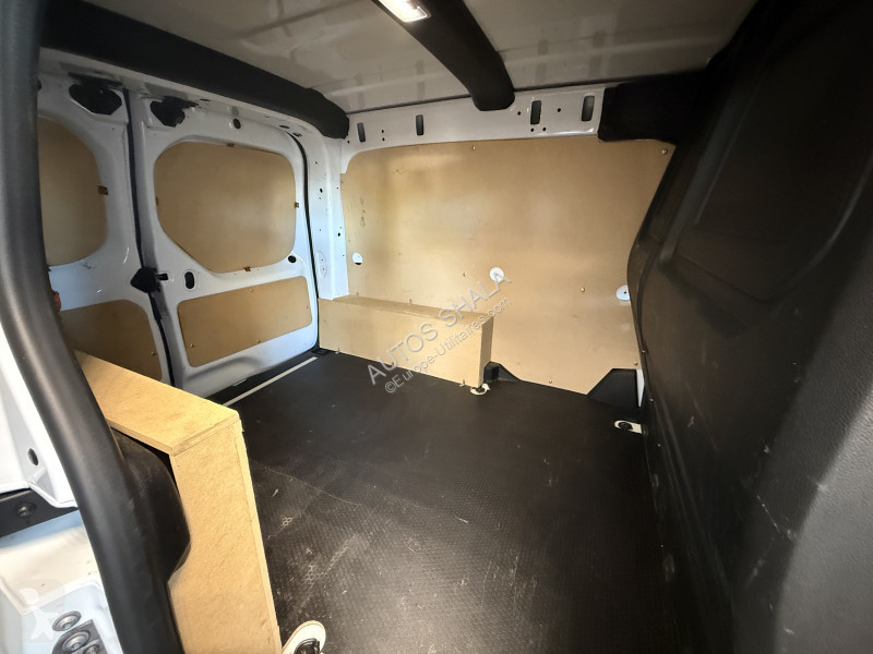 Véhicule utilitaire Renault KANGOO VAN / PRIX...