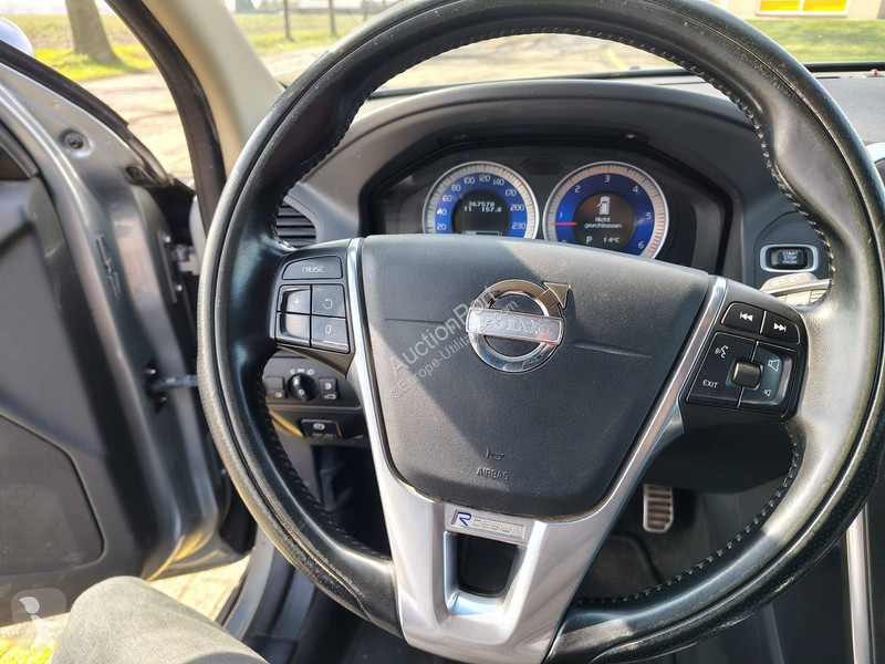 Коммерческий автомобиль Volvo D5 2.4L