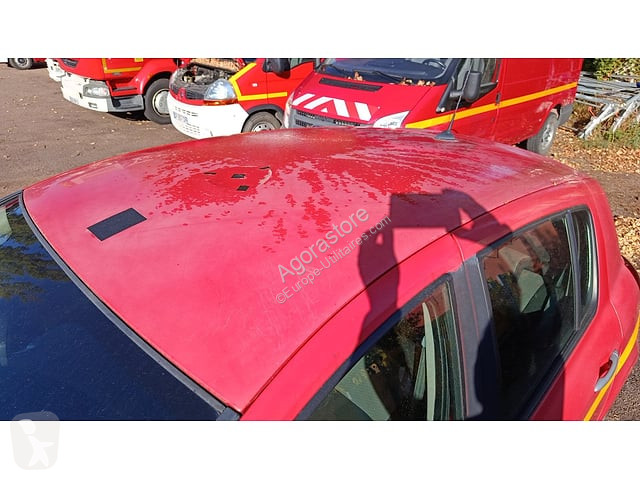 Коммерческий автомобиль Renault CLIO
