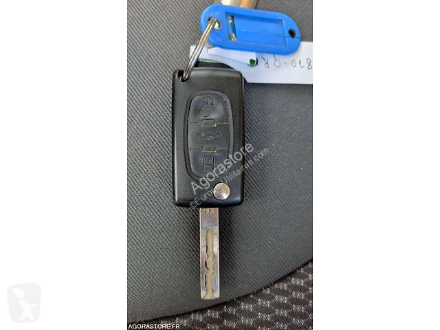 Коммерческий автомобиль