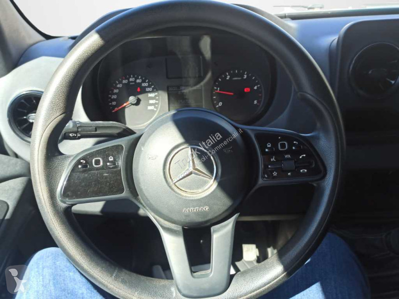 Nyttofordon Mercedes III 414 RWD - sprinter 414...