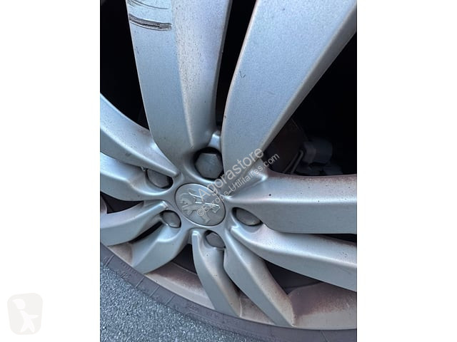 Коммерческий автомобиль Peugeot 308
