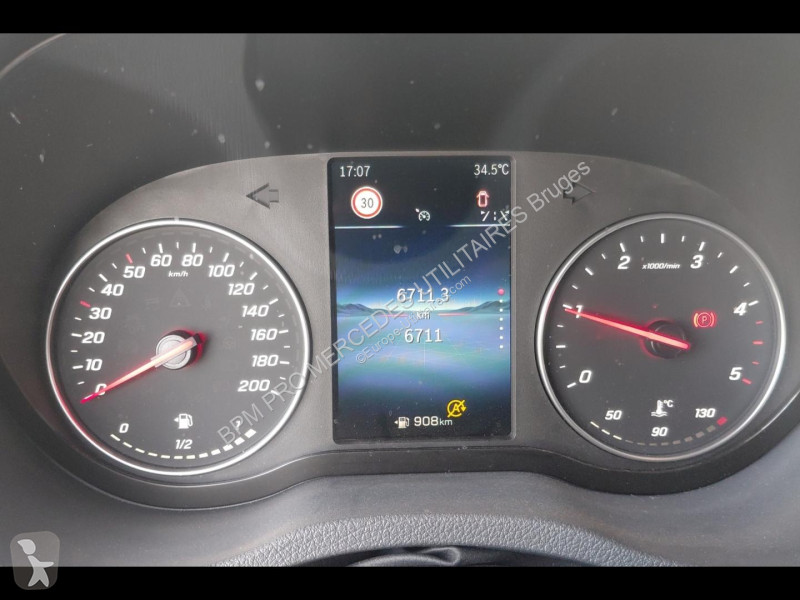 Коммерческий автомобиль Mercedes Fg 315 CDI 37...