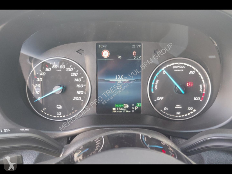 Коммерческий автомобиль Mercedes Vito Fg 112...