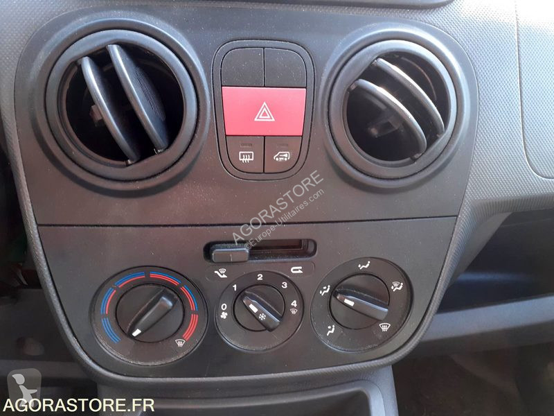 Samochód dostawczy Peugeot BIPPER