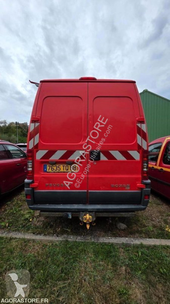 Samochód dostawczy Peugeot BOXER