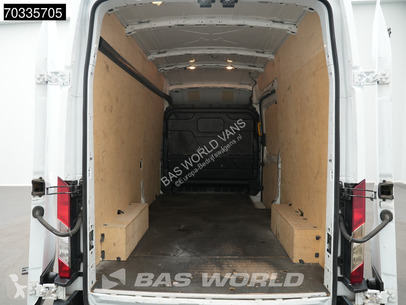 Nyttofordon Ford Elektrisch 68kWh 317KM WLTP...