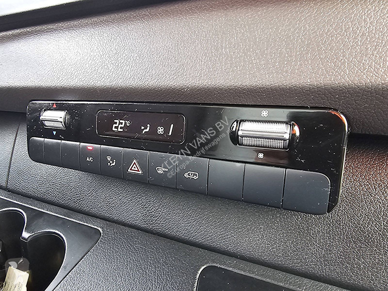 Autoutilitară Mercedes 314 ac automaat EURO6