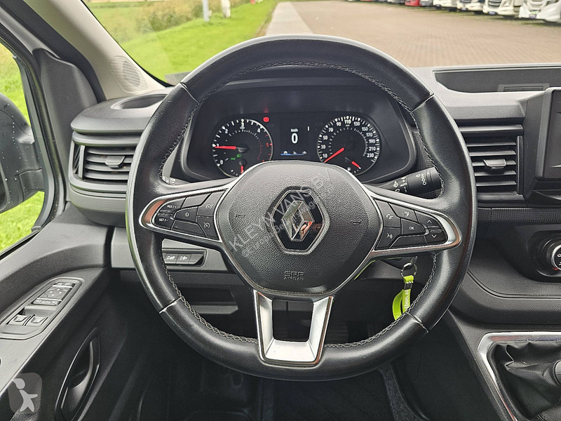 Autoutilitară Renault 2.0 DCI L2H1 Airco Trekhaak