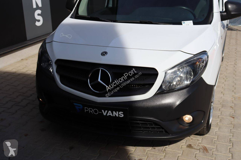 Nyttofordon Mercedes