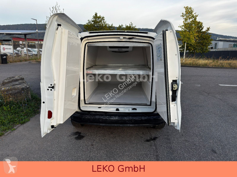 Коммерческий автомобиль Renault KANGOO EXPRESS...