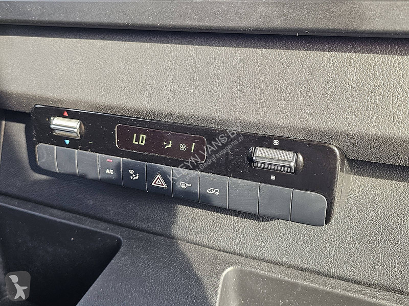 Autoutilitară Mercedes 317 L2H2 Dubbele Cabine!