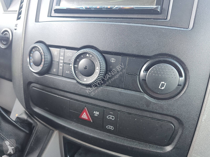 Autoutilitară Mercedes