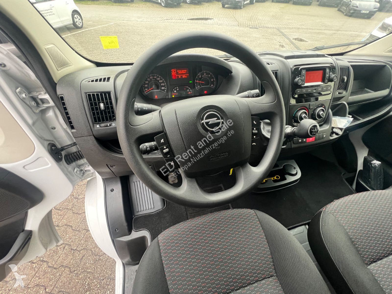 Samochód dostawczy Opel Vermietung-Rental...