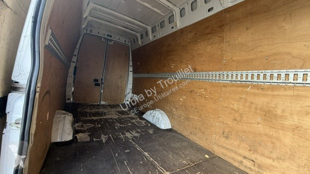 Furgoneta Iveco FGN 35S13 V7 H1 BVM5
