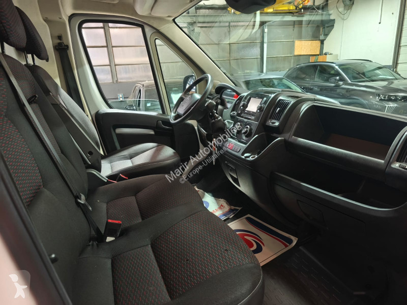 Véhicule utilitaire Citroën JUMPER FG