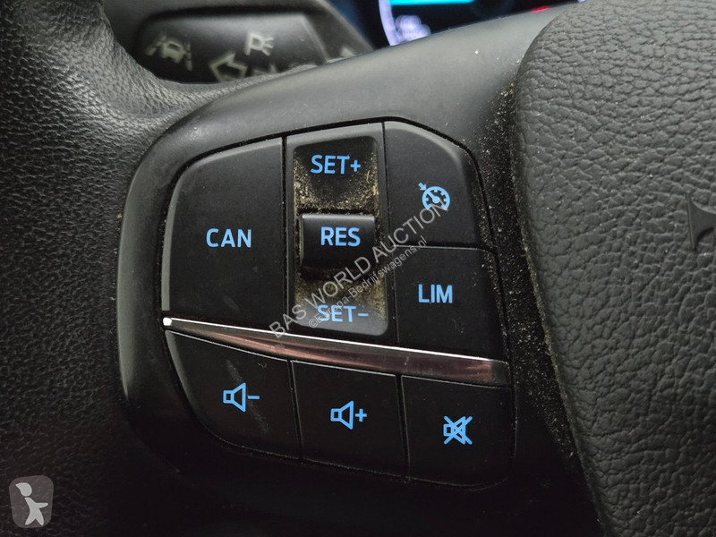 Autoutilitară Ford 300 2.0 TDCI L2H1 Trend