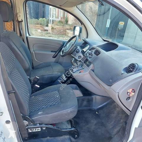 Renault 1.5 DCI van