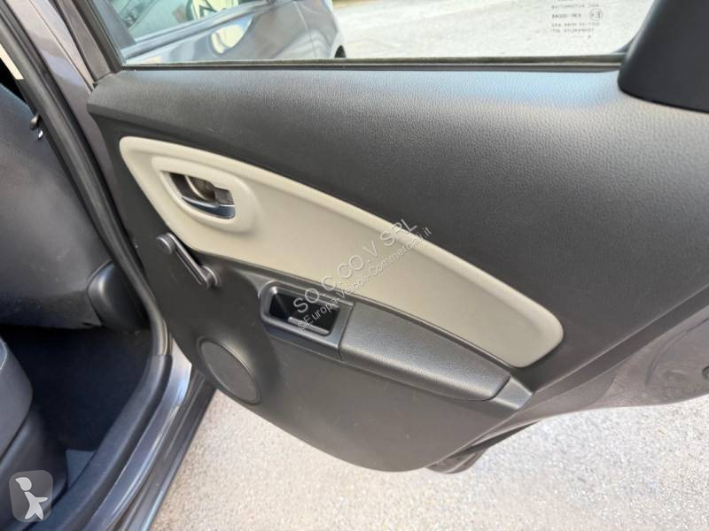 Furgoneta Toyota 1.5 VVT-I 100 hybride