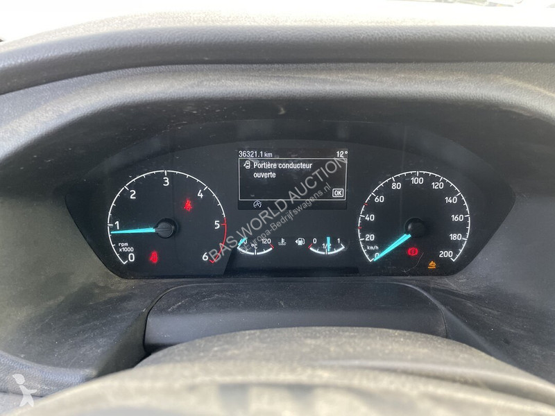 Autoutilitară Ford