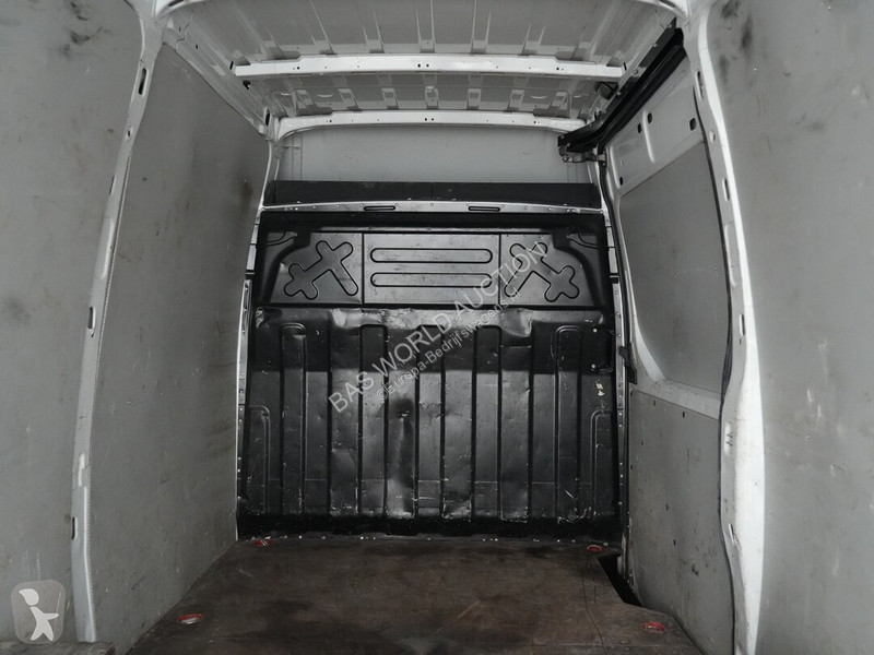 Autoutilitară Iveco 35S14