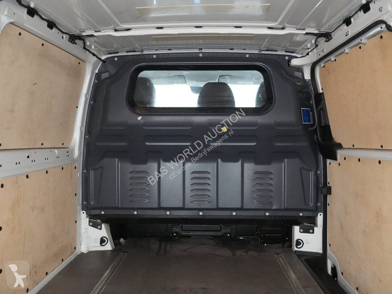 عربة نفعية Mercedes 114