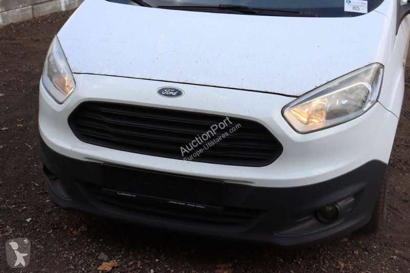 Furgoneta Ford Courier