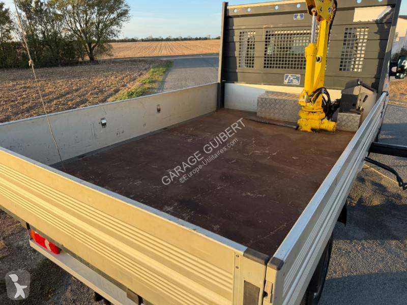 Véhicule utilitaire Renault RJ 3T500 130 CONFORT
