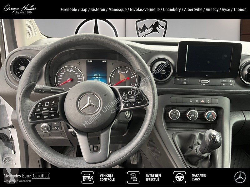 Véhicule utilitaire Mercedes 110 CDI Fourgon...