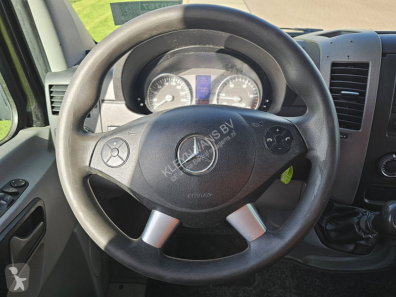 Autoutilitară Mercedes 516 Bakwagen Deuren XL...