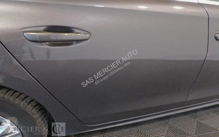 Samochód dostawczy Peugeot