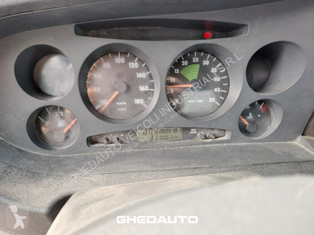 Véhicule utilitaire Iveco DAILY 35C14 CON...