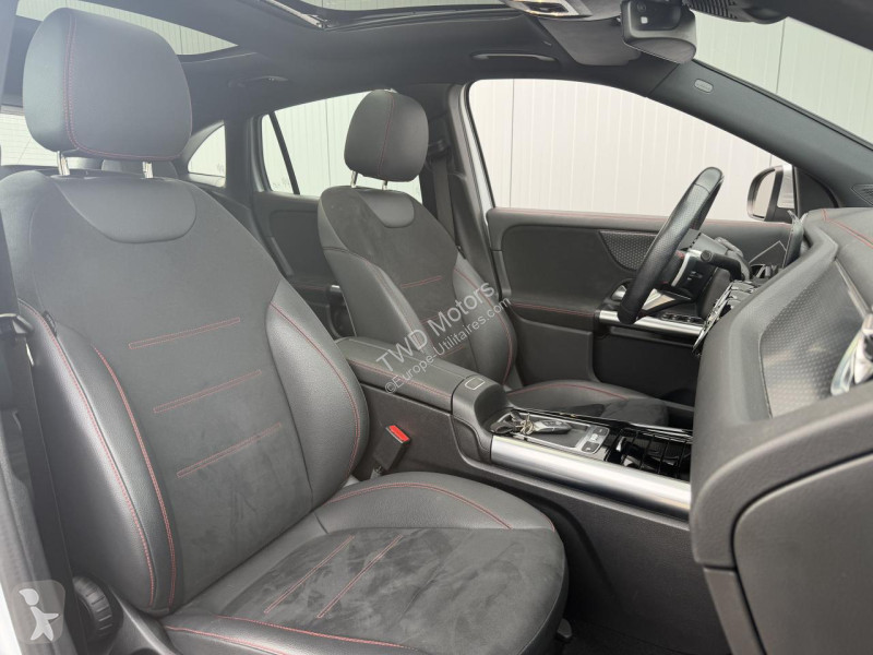 Véhicule utilitaire Mercedes EQA 250 +  AMG Line