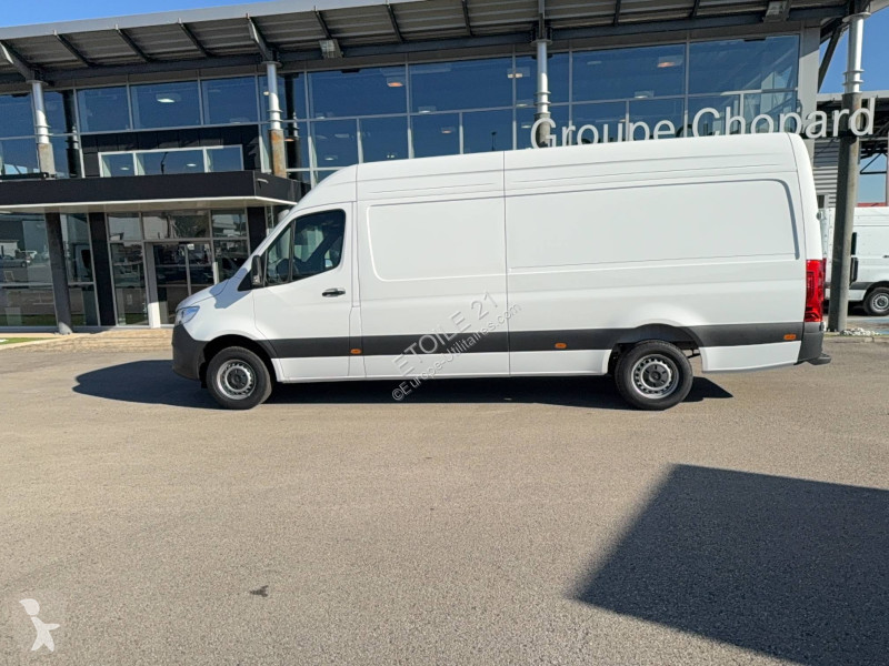 Véhicule utilitaire Mercedes SPRINTER FGN 317...