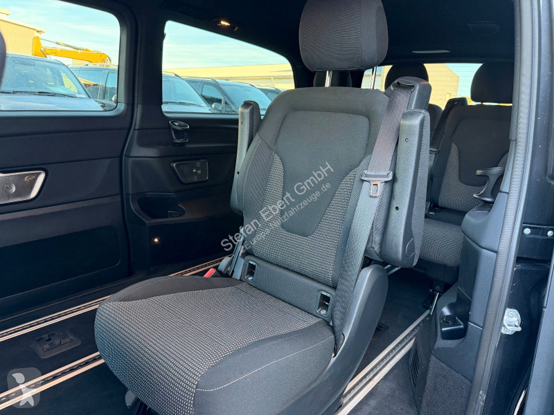 Véhicule utilitaire Mercedes V 300 d 4MATIC...