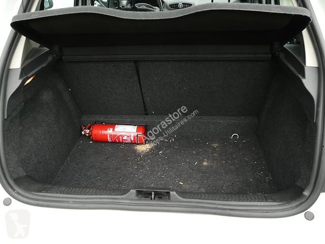Véhicule utilitaire Renault CLIO
