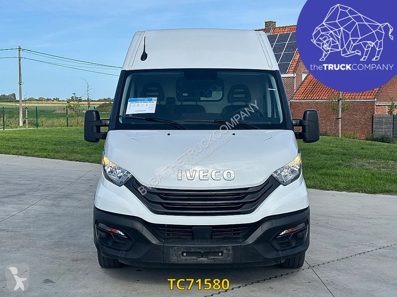 Véhicule utilitaire Iveco 35-160 HI MATIC
